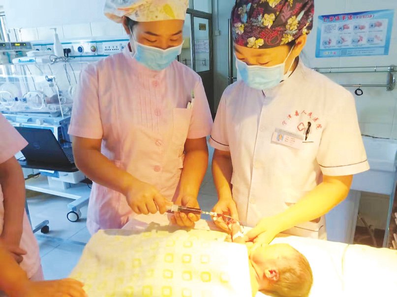 西充县妇婴监护型护送